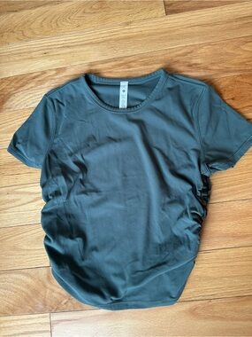 Lululemon Ruched side Crop Top